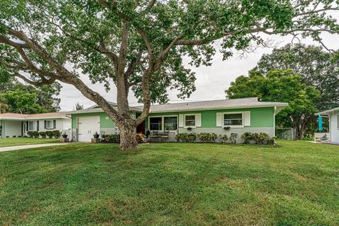 320 Tralee St, Largo, FL 33770 photo 1