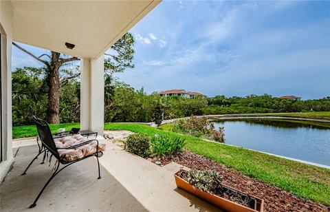 206 Mariner Dr, Tarpon Springs, FL 34689