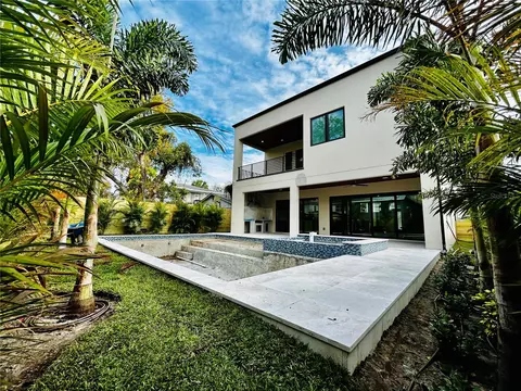 825 W Amelia Ave, Tampa, FL 33602