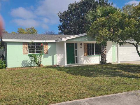 2010 Essex Dr, Holiday, FL 34691