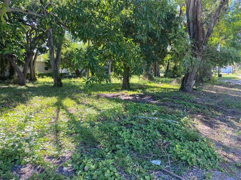 2166 16th Ave S, Saint Petersburg, FL 33712