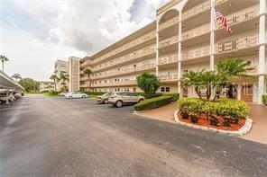 5603 N 80th St N #403, Saint Petersburg, FL 33709