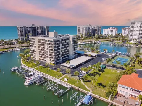 1651 Sand Key Estates Ct #32, Clearwater Beach, FL 33767