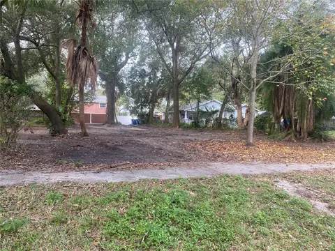 810 Jackson St N, Saint Petersburg, FL 33705