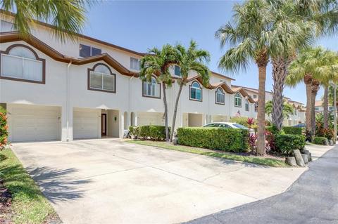 267 Madeira Cir, Tierra Verde, FL 33715