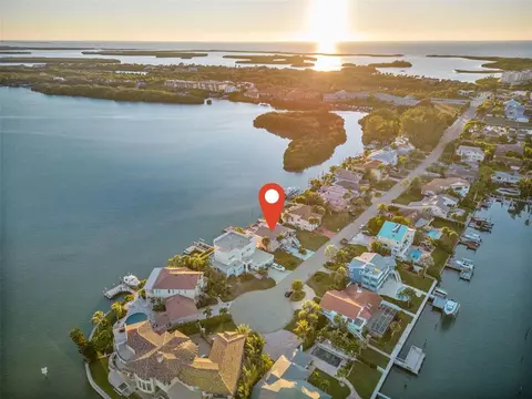114 Sand Points Dr, Tierra Verde, FL 33715