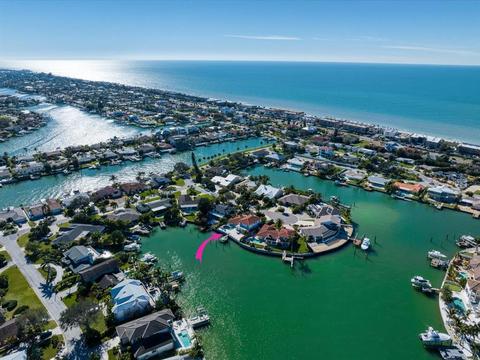 3107 Wedgewood Dr, Belleair Beach, FL 33786