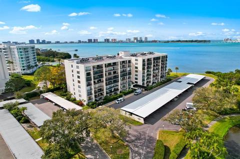 100 Oakmont Ln #806, Belleair, FL 33756