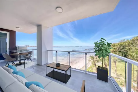 920 N Osceola Ave #404, Clearwater, FL 33755