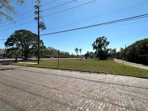 Pasadena Avenue S, Saint Petersburg, FL 33707