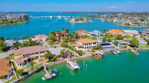 7980 9th Ave S, Saint Petersburg, FL 33707