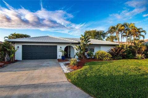 2049 Michigan Ave NE, Saint Petersburg, FL 33703