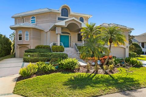718 Santa Maria Dr, Tierra Verde, FL 33715