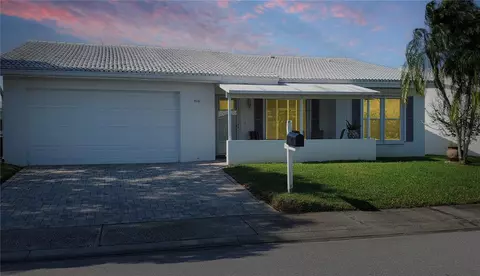 9040 41st St N #5, Pinellas Park, FL 33782