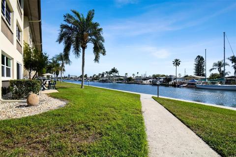 4542 Garnet Dr #204, New Port Richey, FL 34652