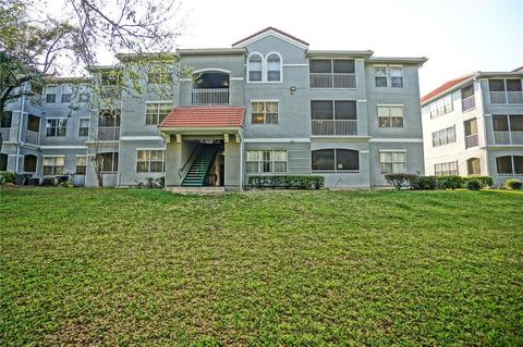 18001 Richmond Place Dr #1220, Tampa, FL 33647