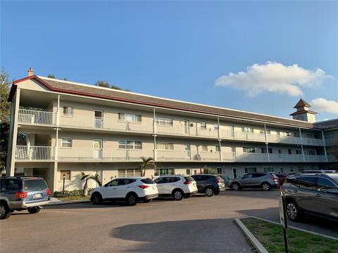 2261 Swedish Dr #7, Clearwater, FL 33763