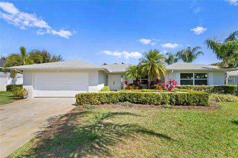 127 3rd St W, Tierra Verde, FL 33715