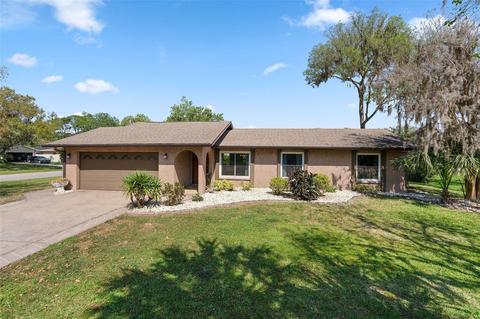 8002 Oak Dr, Palmetto, FL 34221