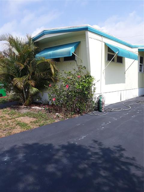 6580 Seminole Blvd #405, Seminole, FL 33772