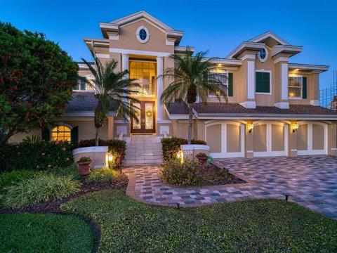 310 Harbor Dr, Indian Rocks Beach, FL 33785