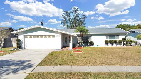 1524 21st St SW, Largo, FL 33770