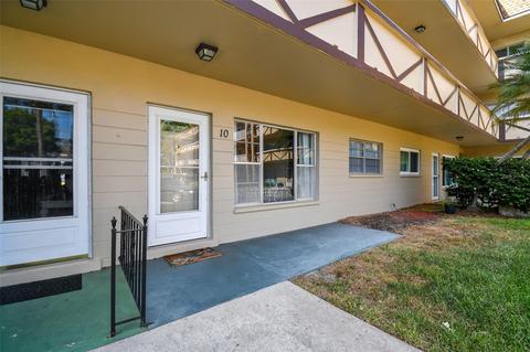 2464 Australia Way E #10, Clearwater, FL 33763