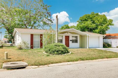 4861 Shell Stream Blvd, New Port Richey, FL 34652