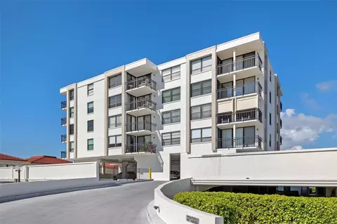 6211 Sun Blvd #106, Saint Petersburg, FL 33715