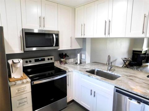 2017 Skimmer Ct W #426, Clearwater, FL 33762