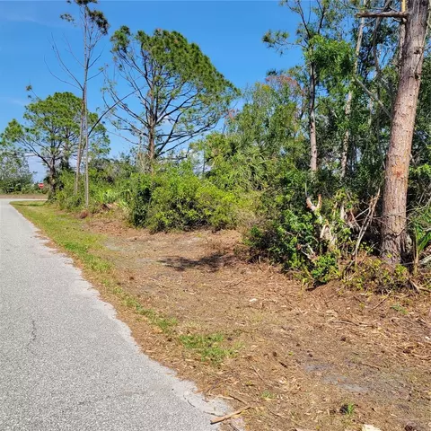 7176 Holsum St, Englewood, FL 34224