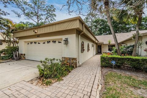 3015 Bolt Dr, Palm Harbor, FL 34685