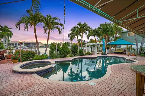 408 1st Ave S, Tierra Verde, FL 33715
