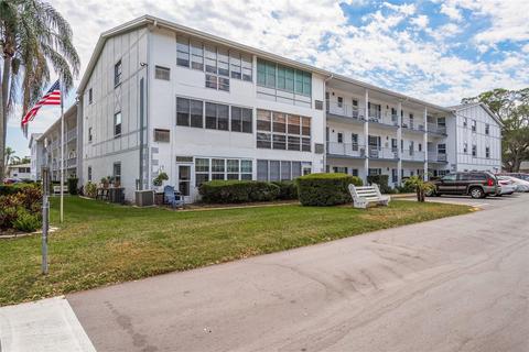 400 Glennes Ln #208, Dunedin, FL 34698