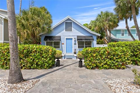 105 10th Ave, Saint Pete Beach, FL 33706