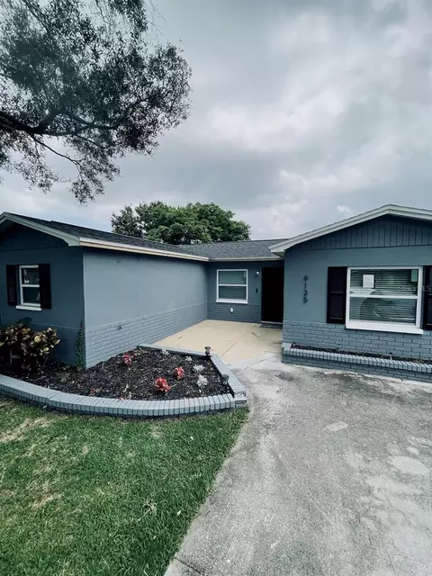 9135 109th Ave, Seminole, FL 33777