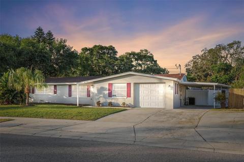 5032 Forest Hills Dr, Holiday, FL 34690