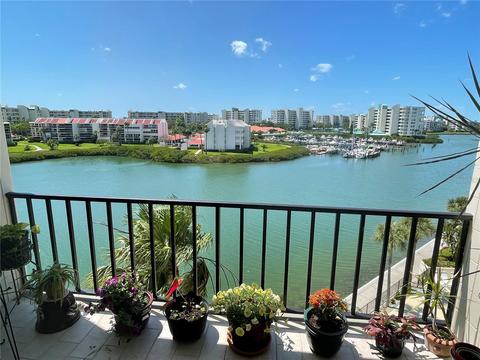 7400 Sun Island Dr S #602, South Pasadena, FL 33707