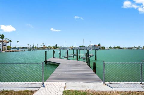 841 Bay Point Dr, Madeira Beach, FL 33708