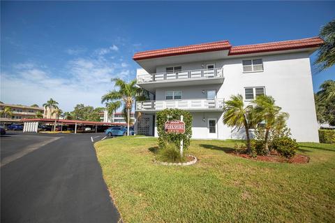 5660 80th St N #D102, Saint Petersburg, FL 33709
