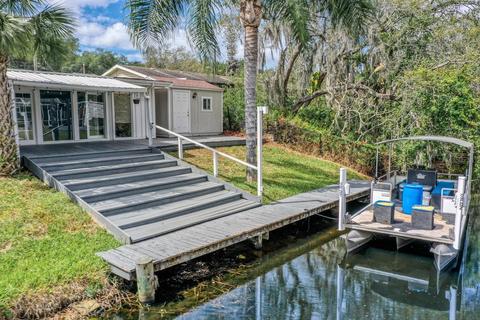 3107 S Canal Dr, Palm Harbor, FL 34684