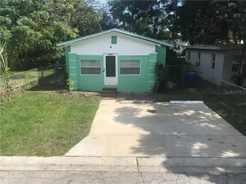 1020 Queen St S, Saint Petersburg, FL 33712