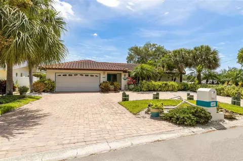 1497 Brookside Blvd, Largo, FL 33770