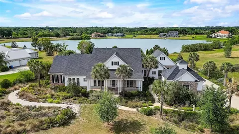 13014 E Mcintosh Lakes Ln, Dover, FL 33527