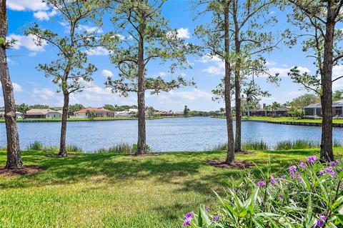 673 Malta Ct NE #203, Saint Petersburg, FL 33703