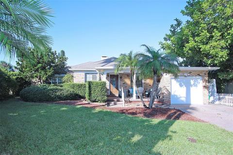 940 Narcissus Ave, Clearwater Beach, FL 33767
