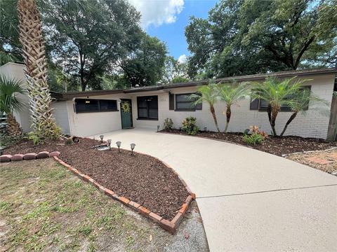 8350 Flame Vine Ave, Seminole, FL 33777