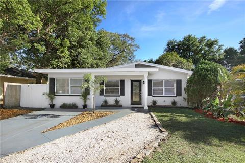 538 Pine St, Tarpon Springs, FL 34689