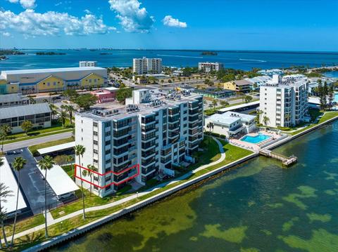 300 Woodette Dr #201A, Dunedin, FL 34698