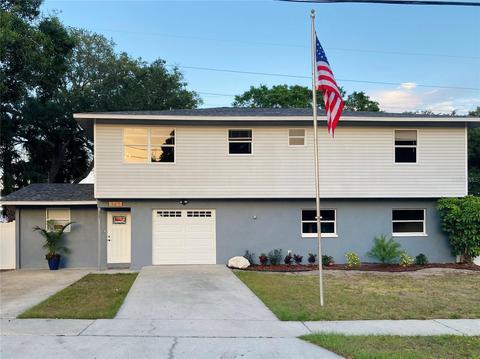 327 Country Club Dr, Oldsmar, FL 34677